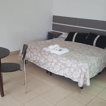 Urquiza Apartment ซัลตา ภายนอก รูปภาพ